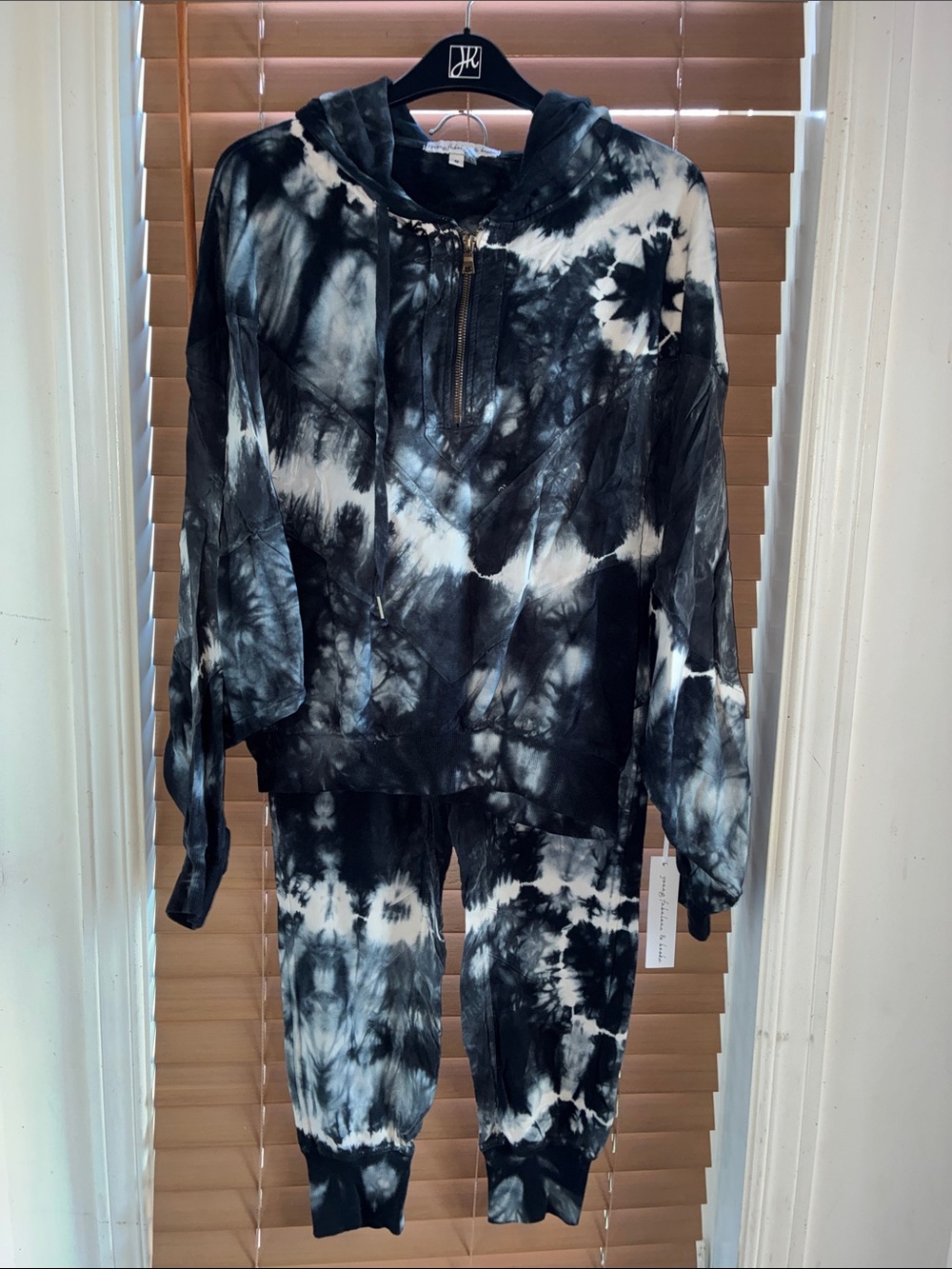 Young Fabulous & Broke Black & White Tie-Dye Jogger Set